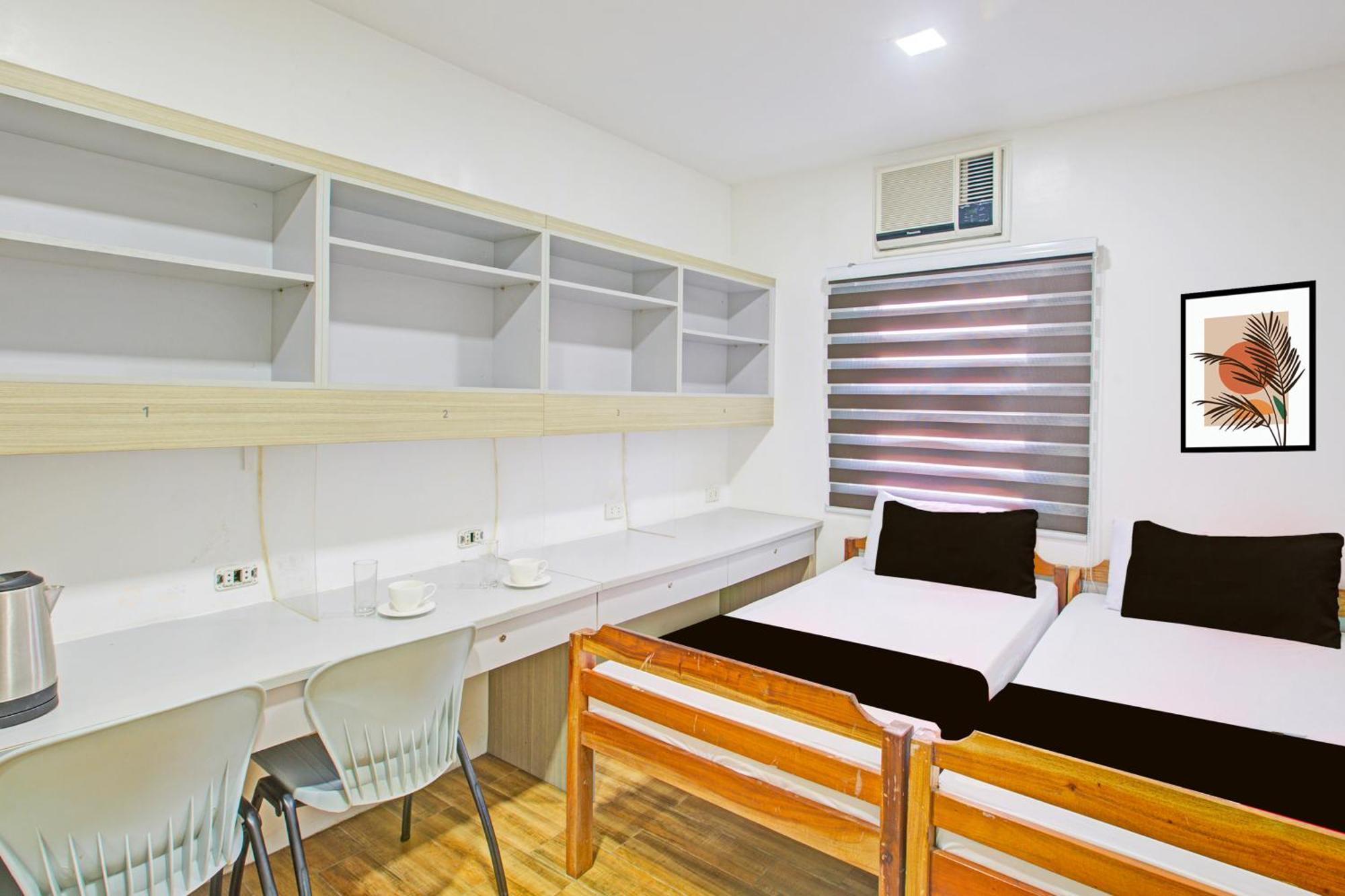 Collection O 1318 Residences, University Belt, Metro Manila Exterior foto